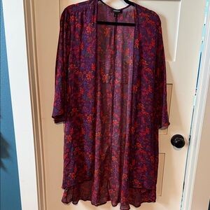 torrid Burgundy Sheer Floral Kimono Robe with Red Print size 2